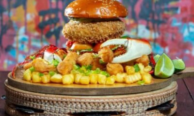 O Recife Love Burger ocorre entre 17 de novembro e 17 de dezembro, com vários estabelecimentos